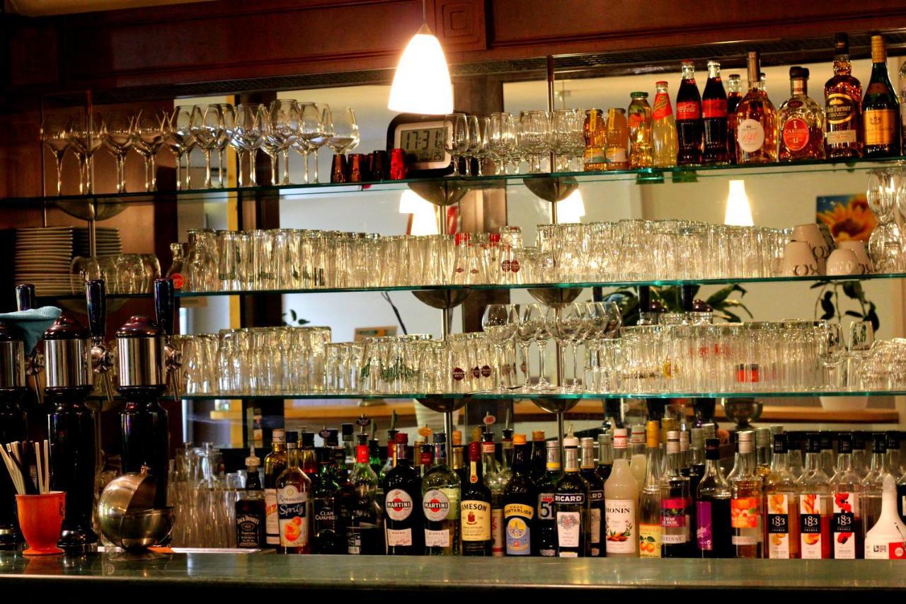 Logis Hotel Restaurant & Pizzeria Vuillot Cuiseaux Dış mekan fotoğraf