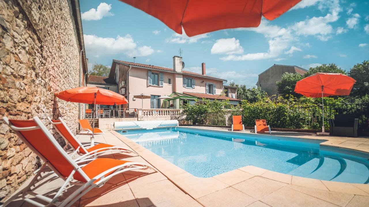 Logis Hotel Restaurant & Pizzeria Vuillot Cuiseaux Dış mekan fotoğraf