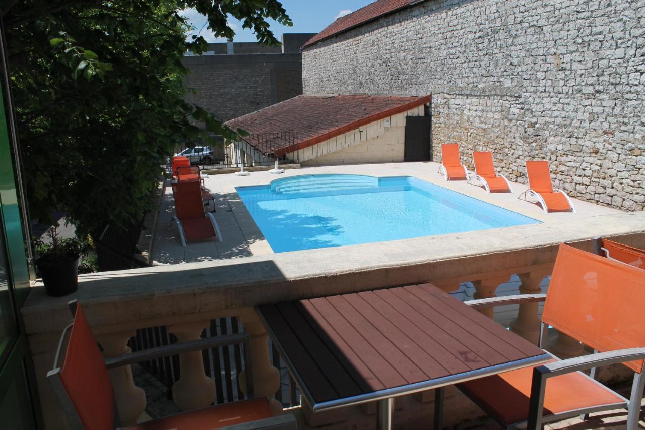 Logis Hotel Restaurant & Pizzeria Vuillot Cuiseaux Dış mekan fotoğraf